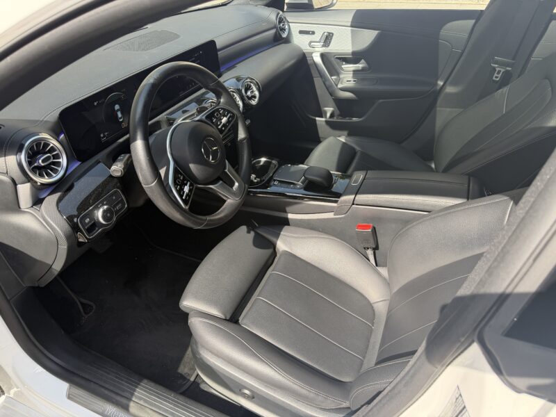 MERCEDES CLA 250 Świeżo Sprowadzony