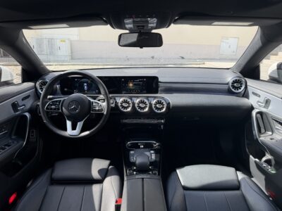 MERCEDES CLA 250 Świeżo Sprowadzony